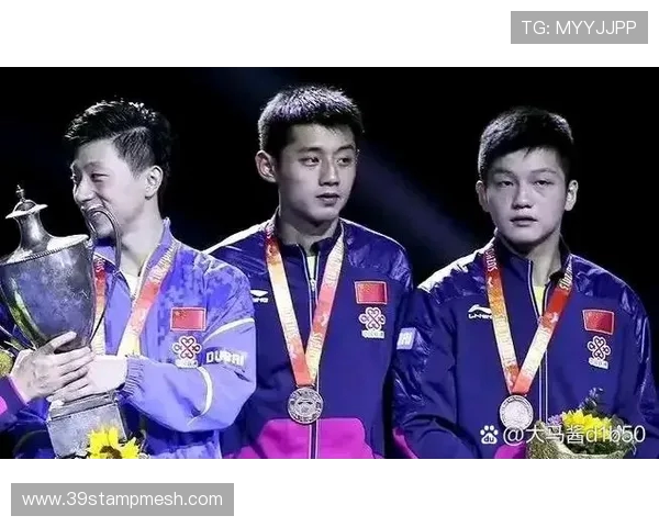 张继科与马龙2012年巅峰对决回顾：乒乓球赛场上的传奇瞬间与精彩瞬间