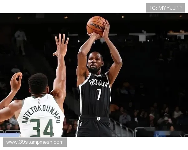 杜兰特在雄鹿对阵篮网的精彩得分表现分析与赛后点评