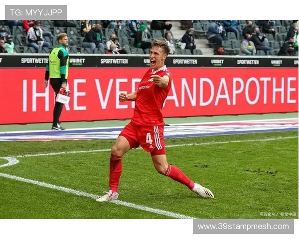 海登与因戈尔的激烈对决揭示足球战术与团队精神的完美结合 海登与因戈尔的激烈对决揭示足球战术与团队精神的完美结合