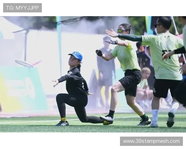 飞盘运动新风潮：深入分析上海飞盘队的战术控制与团队协作